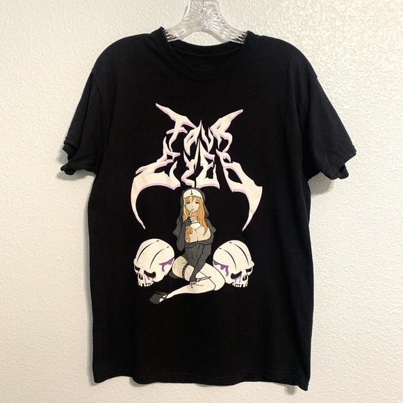 Spencers Four Eyes Nun Adult Medium Black Crewneck T-Shirt - Picture 2 of 5